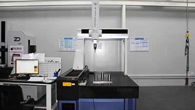 Strumento di misurazione 3D Mitutoyo (Giappone)